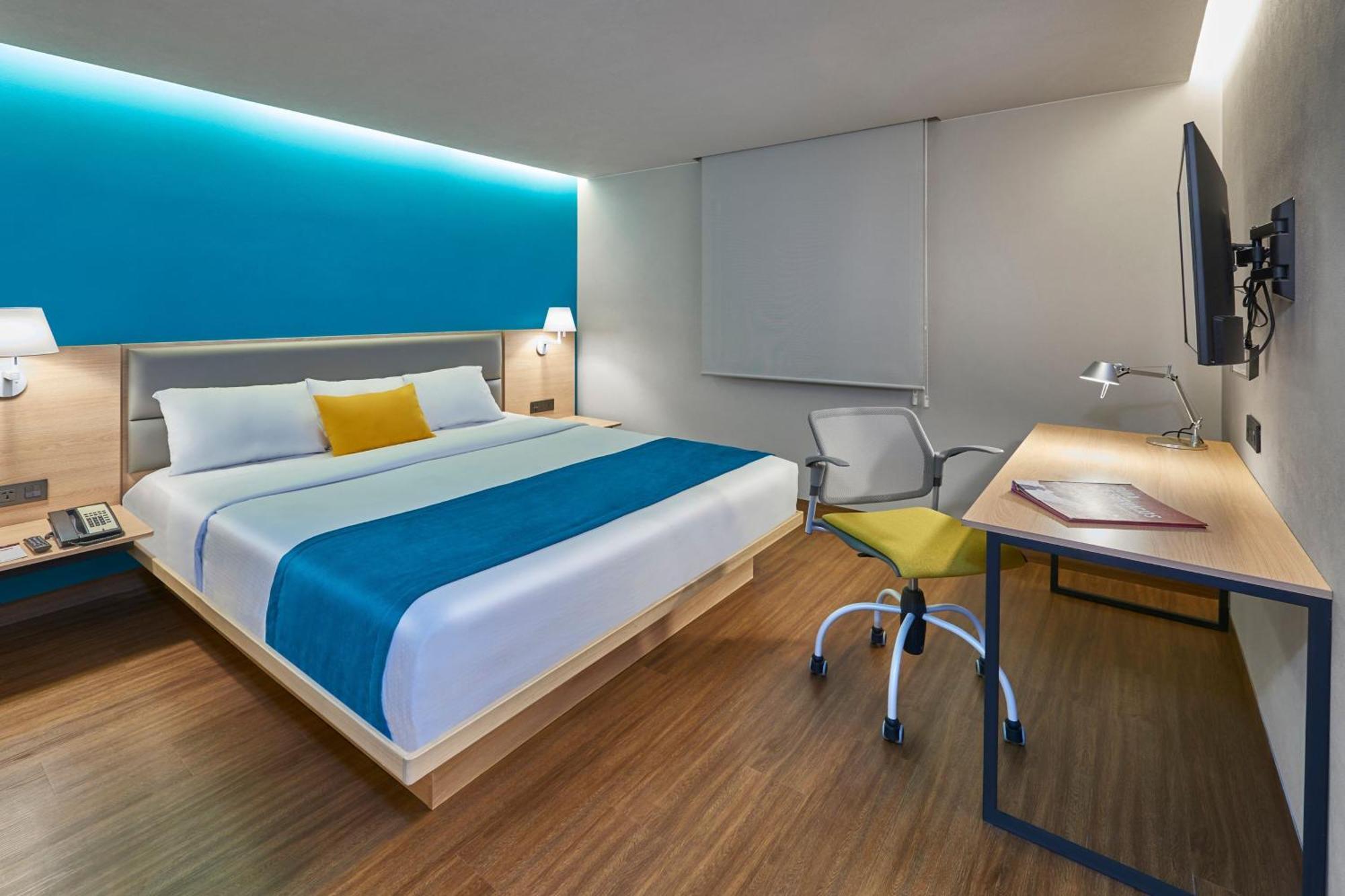 City Express Suites By Marriott Cancun Aeropuerto Exterior photo